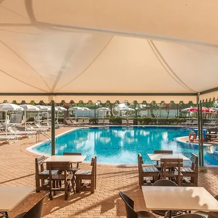 Parque de vacaciones Camping Atlantide 3*