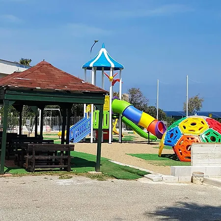 Parque de vacaciones Camping Atlantide 3*