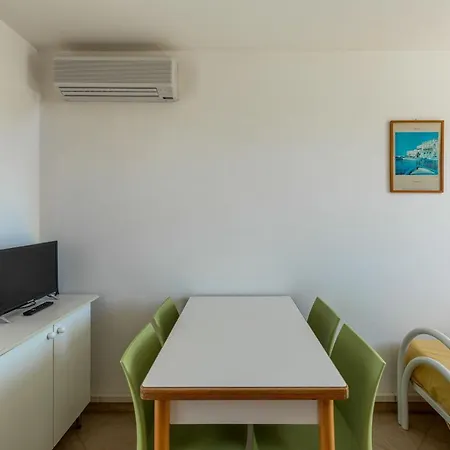 假日公园 阿特兰提德露营酒店 3*