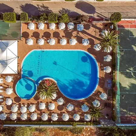 阿特兰提德露营酒店