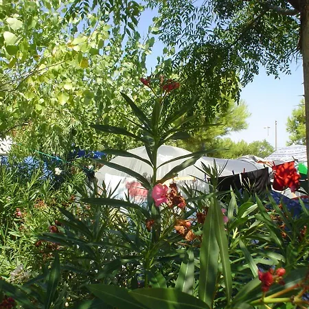 阿特兰提德露营酒店 莫诺波利