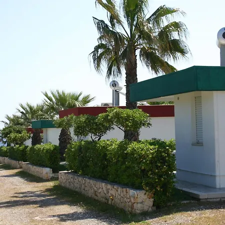 阿特兰提德露营酒店 莫诺波利