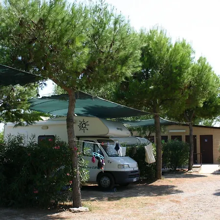 阿特兰提德露营酒店 莫诺波利