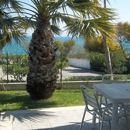 阿特兰提德露营酒店 假日公园